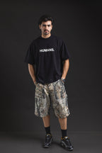 Boxy JERICÓ Not Humans Black, look completo de frente