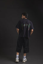 Boxy REDENTOR Vampire Black, look completo de espalda