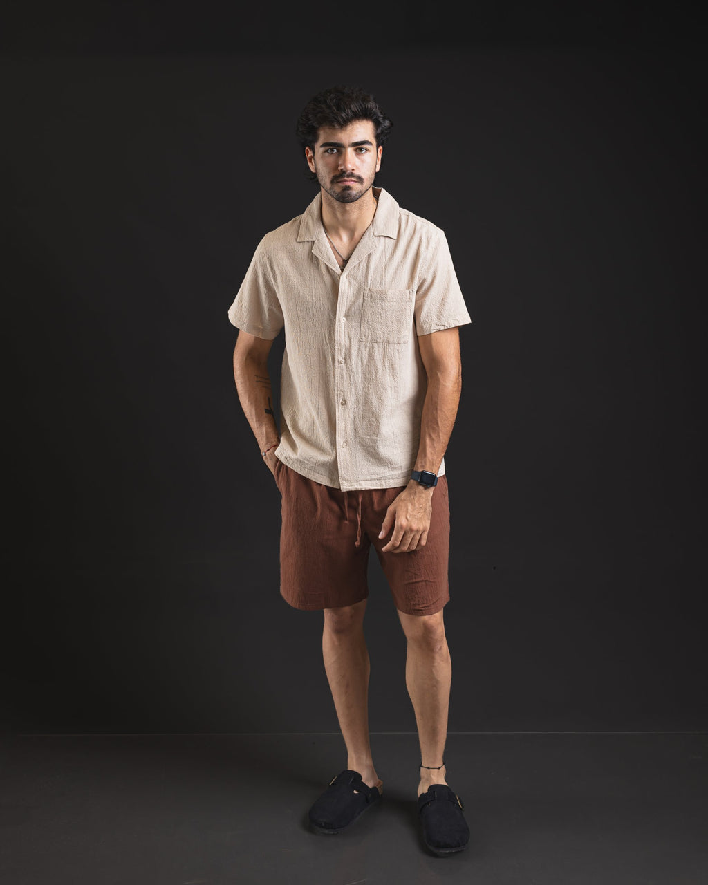 Camisa Corrugated beige – look completo