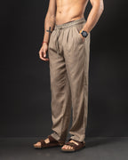 Pantalón de lino OTTO green light – de costado