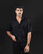 Camisa boxy de lino OTTO negra – frente
