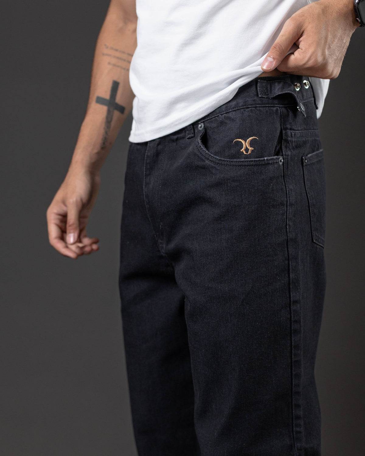 PANTALON WIDE BOOT  OTTO/REDENTOR BLACK ESTATICO.