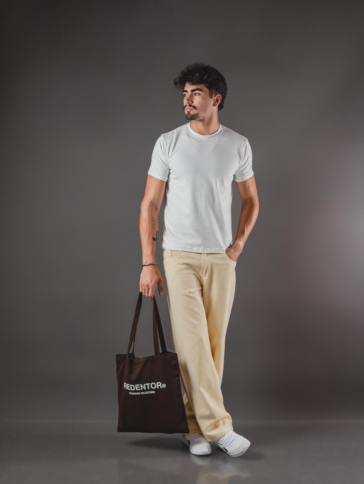 OVERSIZE REDENTOR FORTES STYLE CREMA