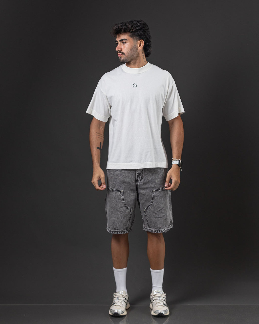 BERMUDA CARPENTER GRIS OSCURO