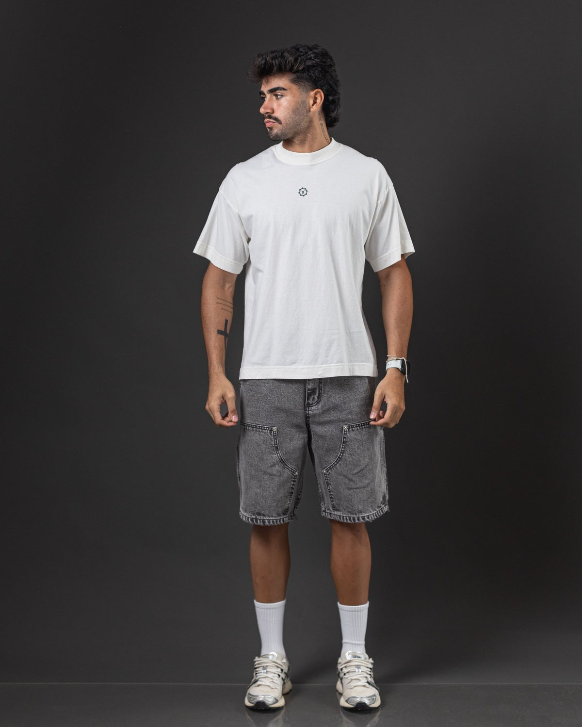 BERMUDA CARPENTER GRIS OSCURO