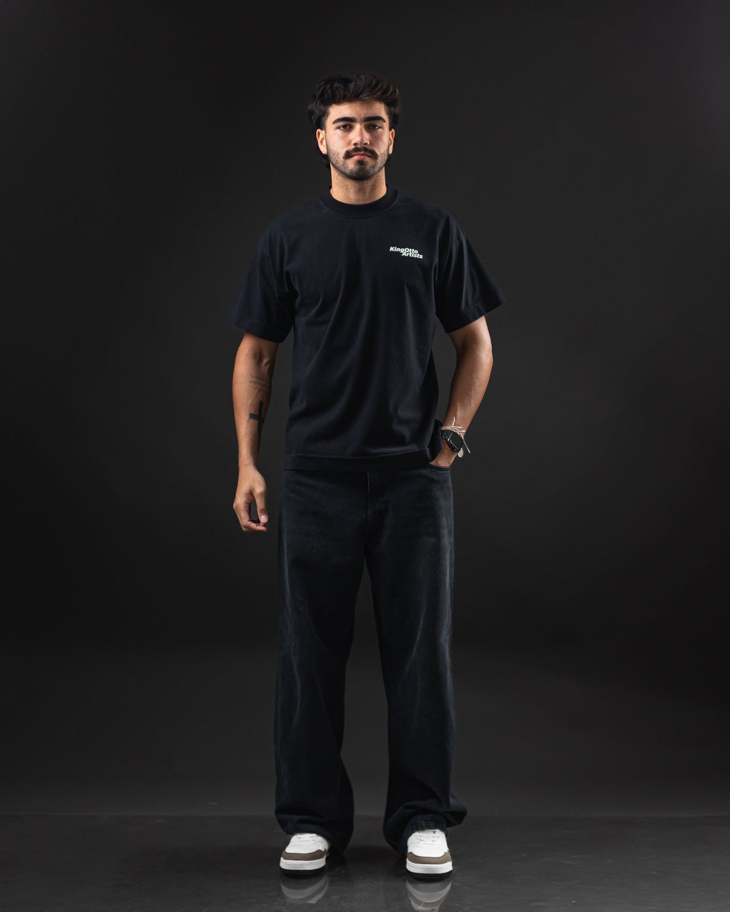 OTTO OVERSIZE ARTIST BLACK