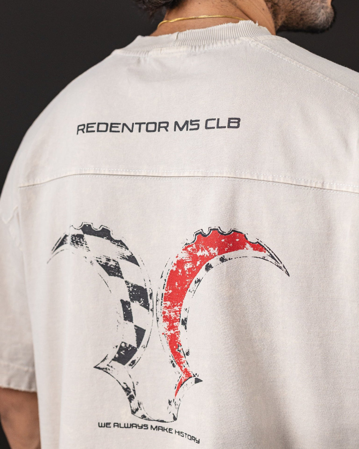 OVERSIZE REDENTOR F1