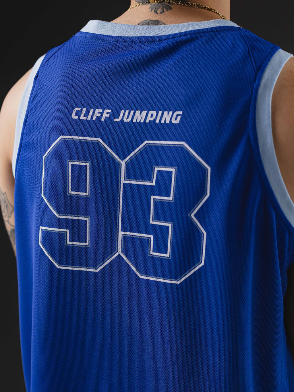 CAMISILLA OTTO DE BASKEBALL SINCE 93 CELESTE/AZUL