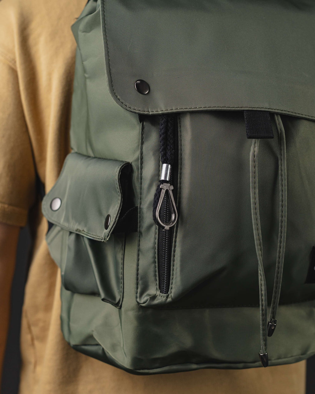 MOCHILA OTTO EN NYLON  ENGOMADO KB MILITAR