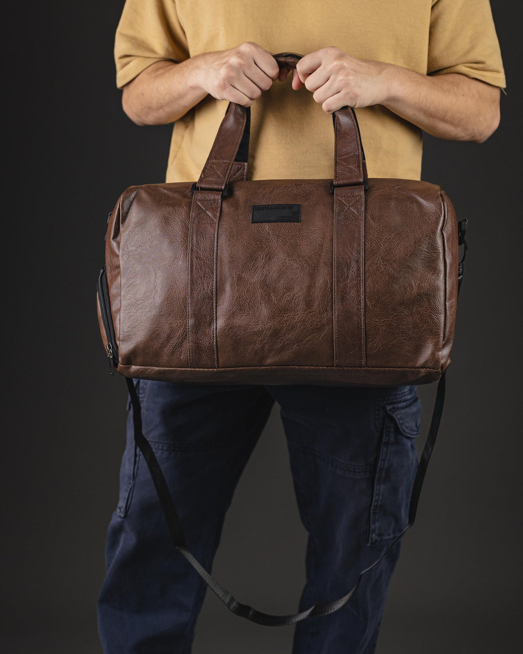 BOLSO OTTO DE HOMBRE VIAJERO PU MARRON