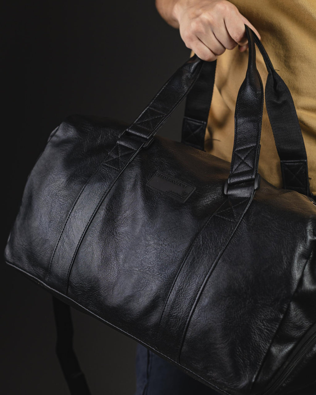 BOLSO OTTO DE HOMBRE VIAJERO PU NEGRO