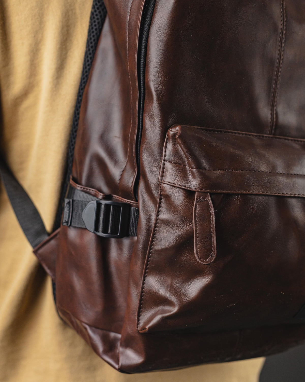 MOCHILA OTTO DE HOMBRE PU MARRON