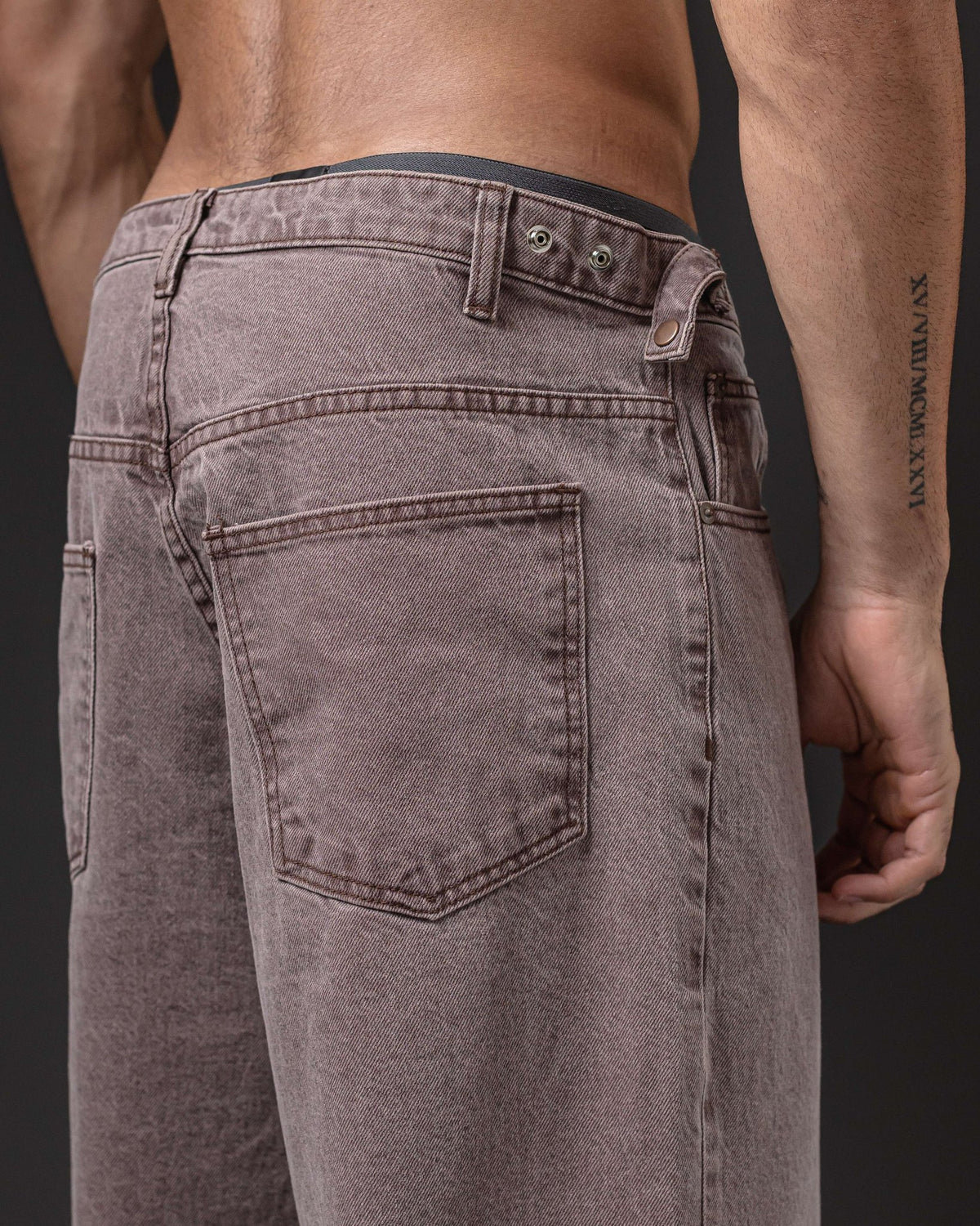 PANT. OTTO BAGGY VINTAGE BROWN