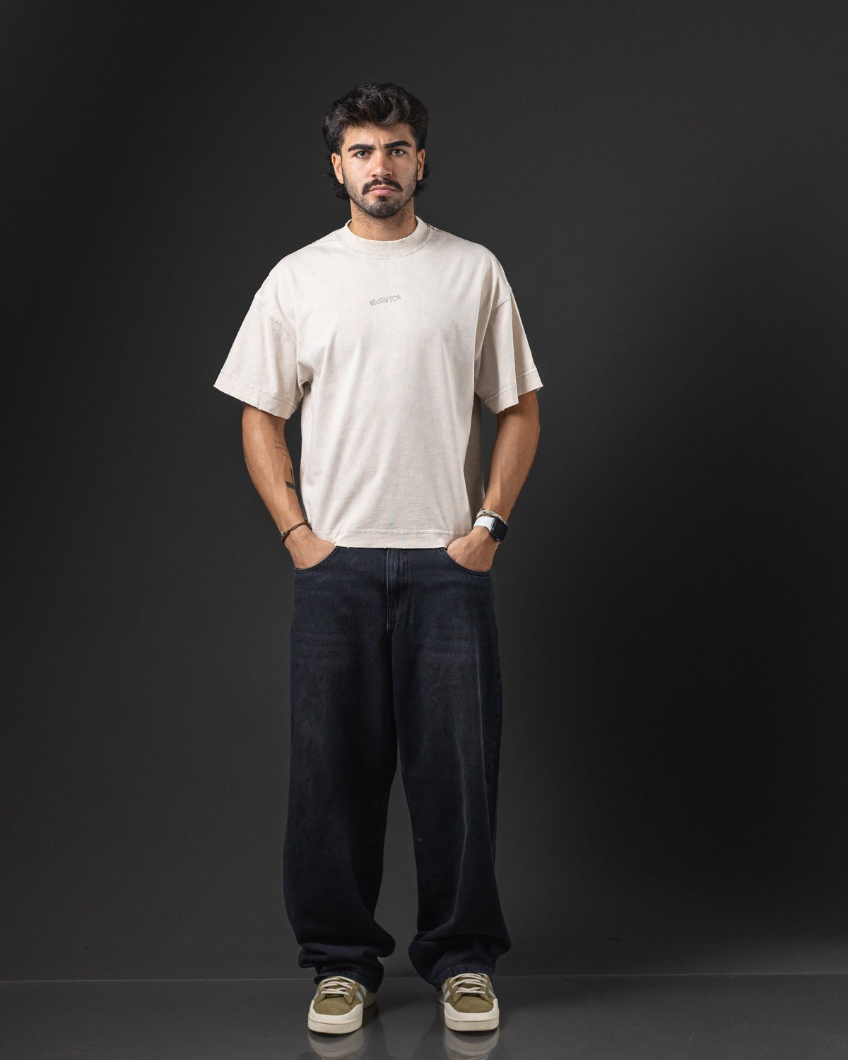 OVERSIZE REDENTOR CHAT GPT MARFIL