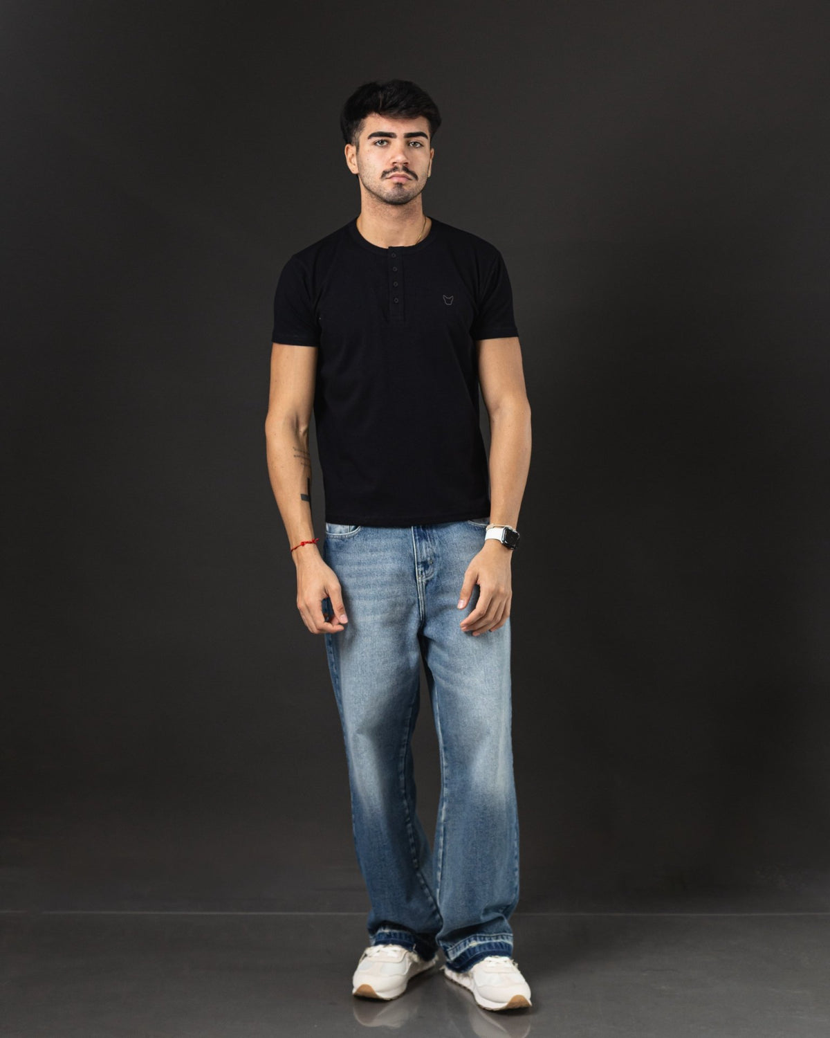 T-SHIRT OTTO NEW BASIC C/BOTON BLACK