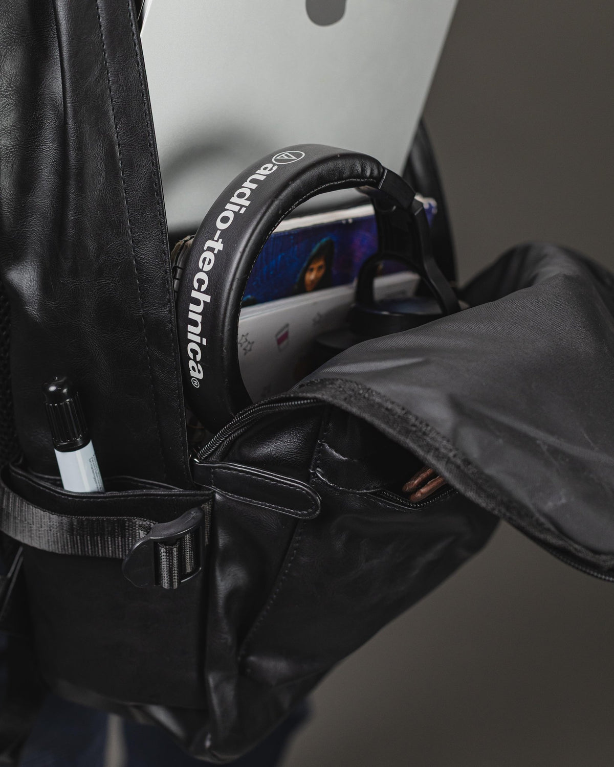 MOCHILA DE HOMBRE PU NEGRO