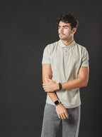 Polo OTTO New Basic crema/blanco – vista de tres cuartos