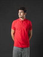 Polo OTTO Basic rojo/negro – look completo